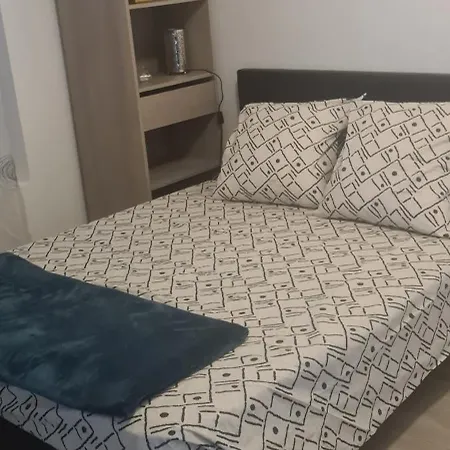 Chez Bernadette 2 Апартаменты *